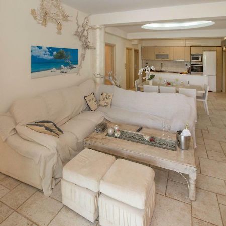Family Getaway In Marathon By Ghh Villa Eksteriør billede