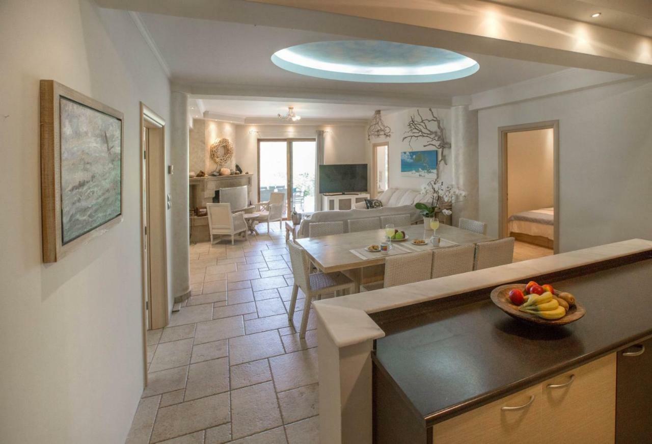 Family Getaway In Marathon By Ghh Villa Eksteriør billede