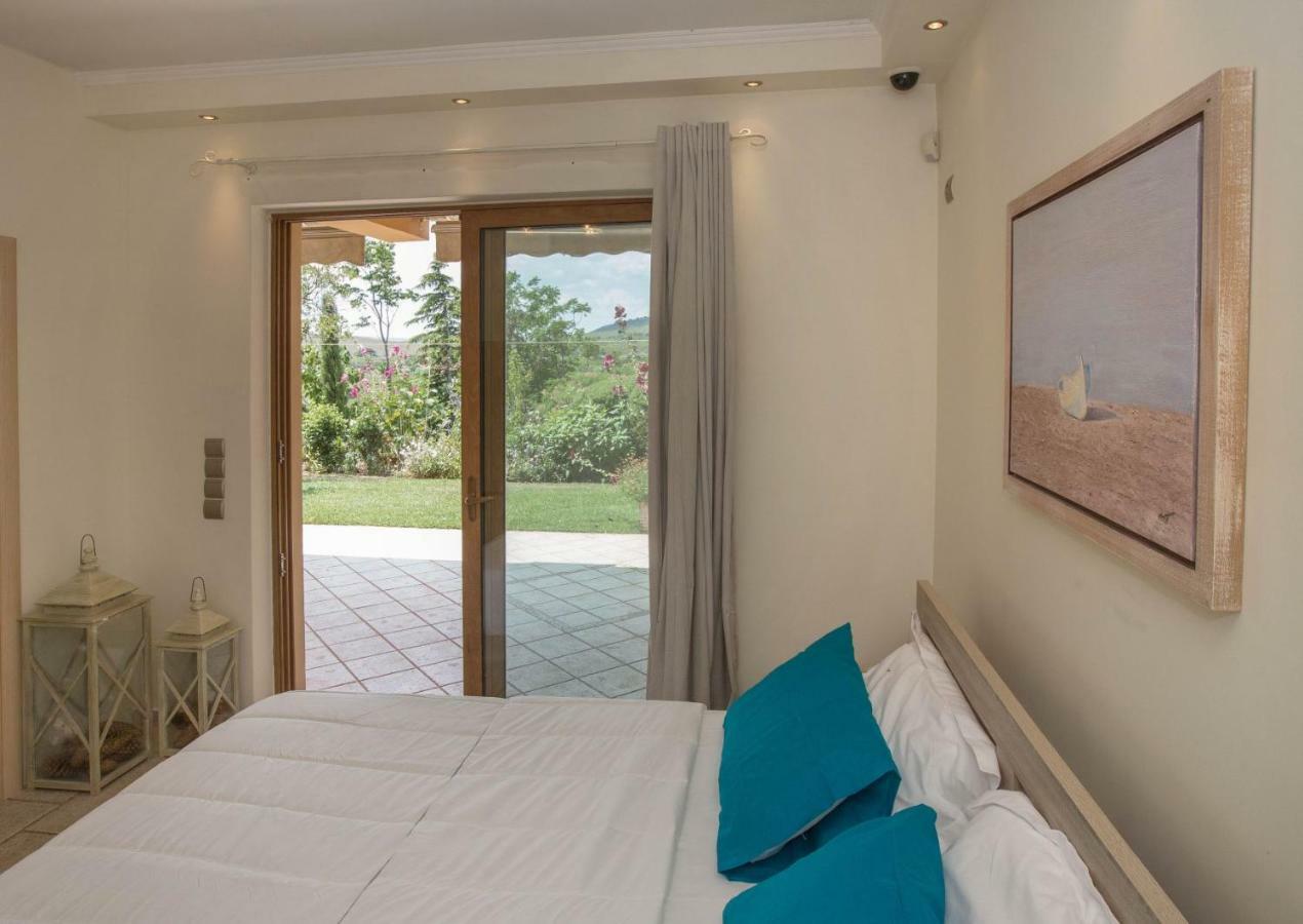 Family Getaway In Marathon By Ghh Villa Eksteriør billede